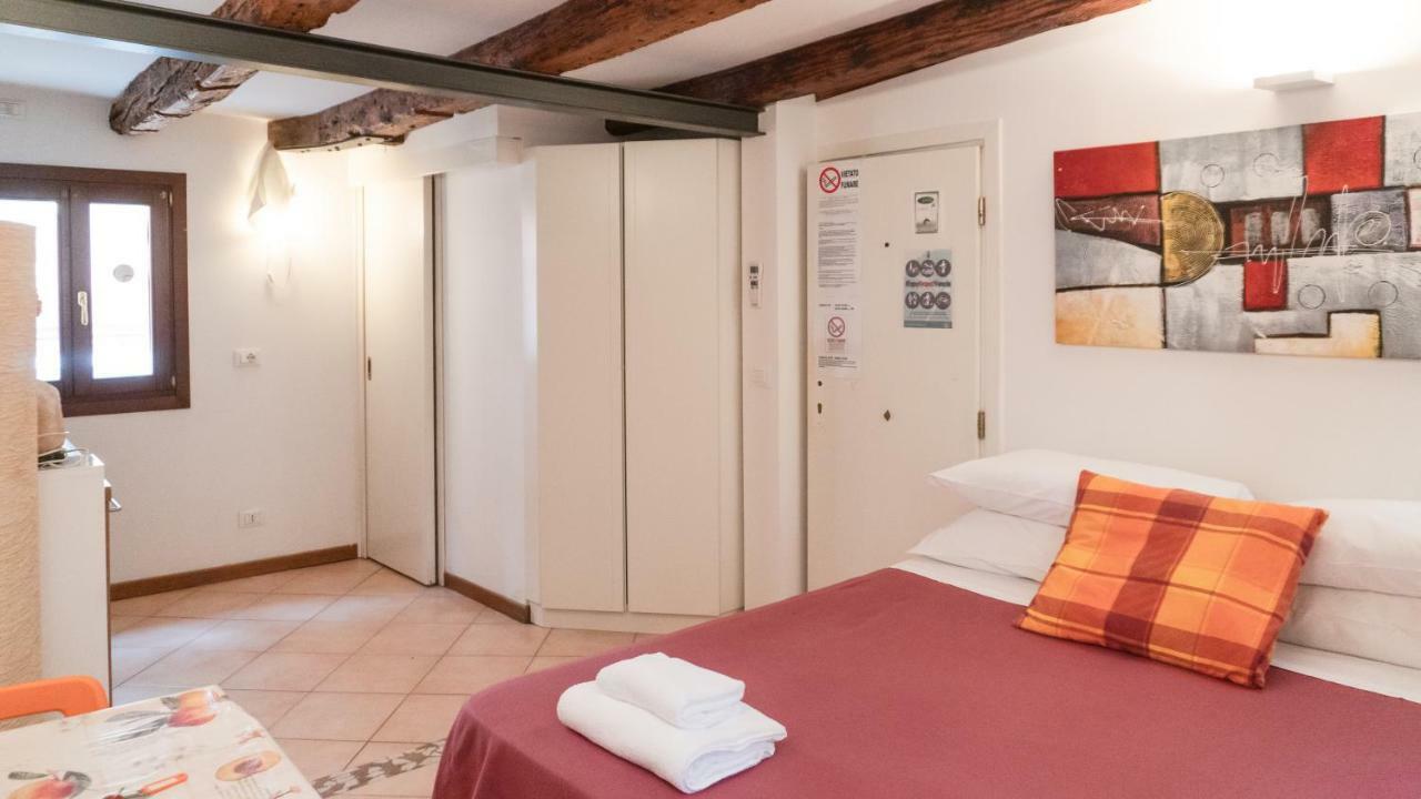 In The Heart Of Biennale Ac Wi-fi Apartamento *
